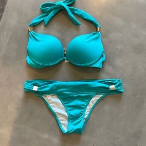 Victoria’s Secret Push Up Bombshell 32B Swim Suit